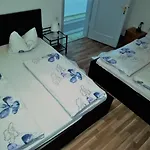 Isas Apartment
