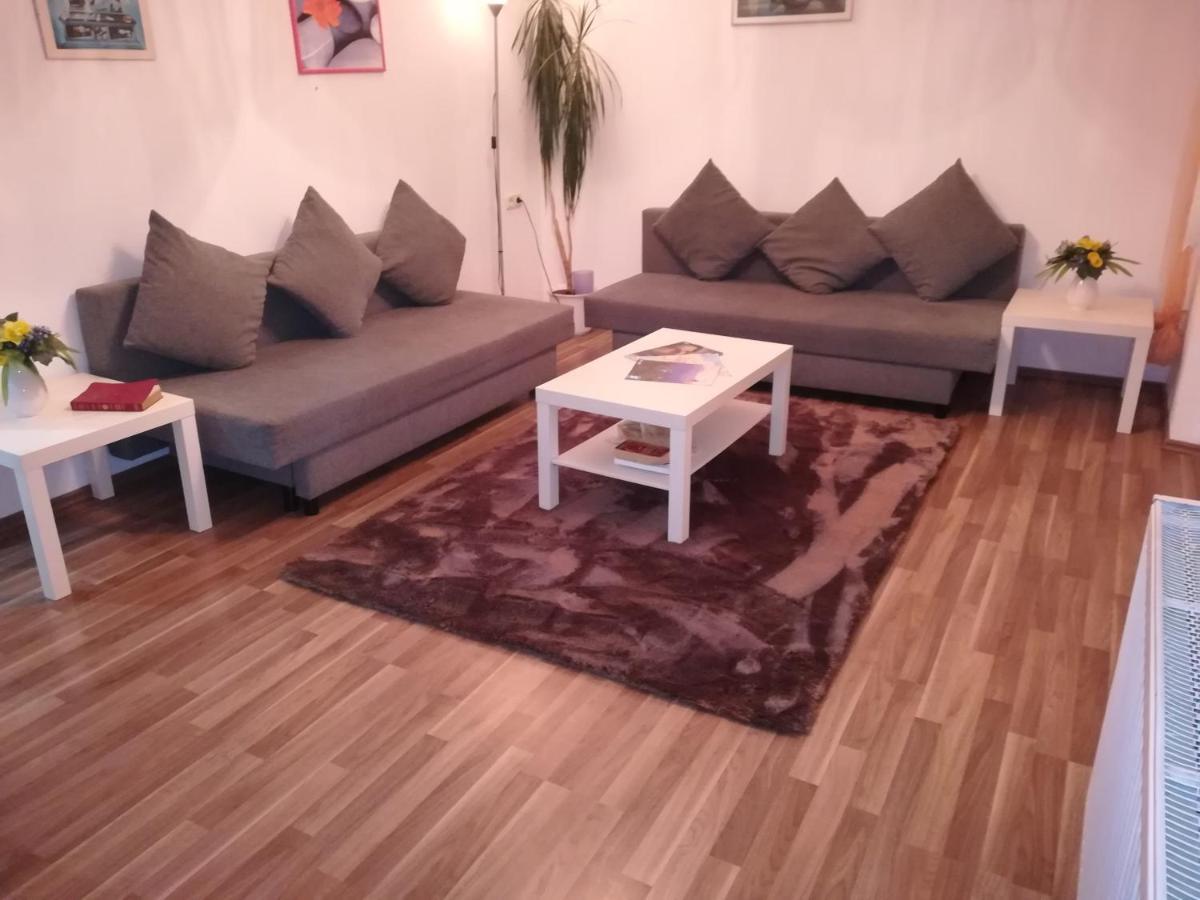Apartment Isas *